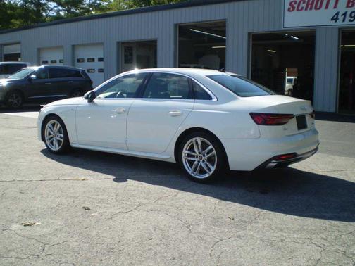 2023 Audi A4 45 S line Premium Plus