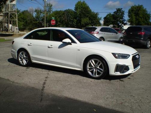 2023 Audi A4 45 S line Premium Plus