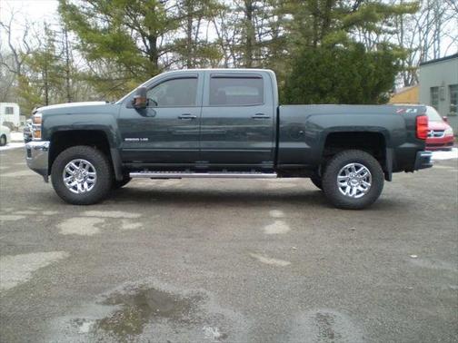 2019 Chevrolet Silverado 2500 4WD Crew Cab 153.7" LT