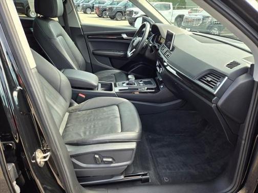 2019 Audi Q5 2.0T Premium Plus