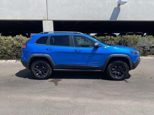 2020 Jeep Cherokee Trailhawk