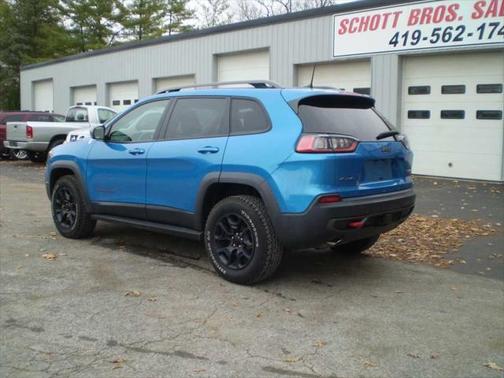 2020 Jeep Cherokee Trailhawk