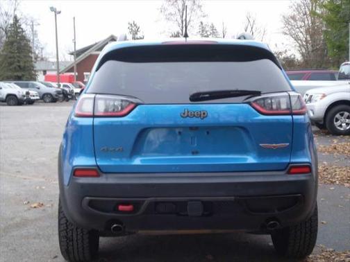 2020 Jeep Cherokee Trailhawk