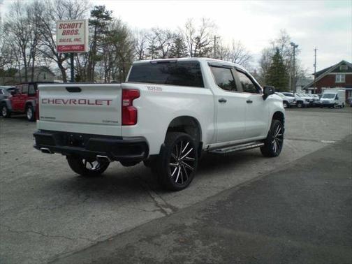 2019 Chevrolet Silverado 1500 4WD Crew Cab 147" Custom Trail Boss