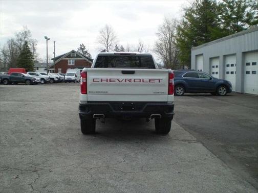 2019 Chevrolet Silverado 1500 4WD Crew Cab 147" Custom Trail Boss