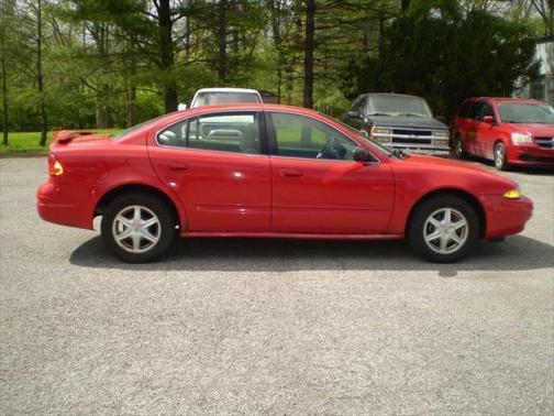 2003 Oldsmobile Alero GL1