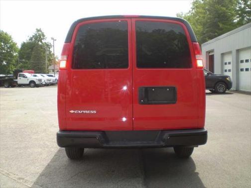 2019 Chevrolet Express 3500 LS