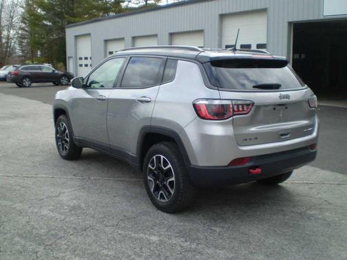 2020 Jeep Compass Trailhawk