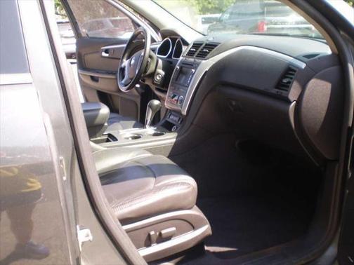 2010 Chevrolet Traverse LT