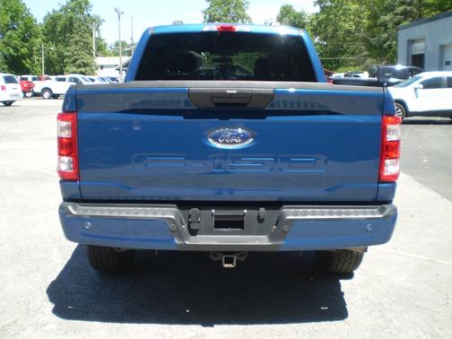 Atlas Blue Metallic 2022 Ford F-150 XL 4WD SuperCrew 5.5' Box