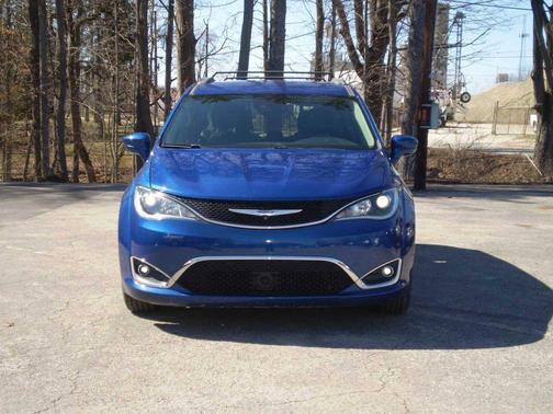 2018 Chrysler Pacifica Touring-L Plus