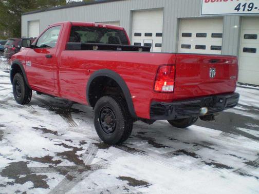 2017 RAM 2500 Tradesman Regular Cab 4x4 8' Box