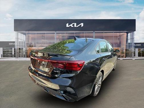2022 Kia Forte GT-Line