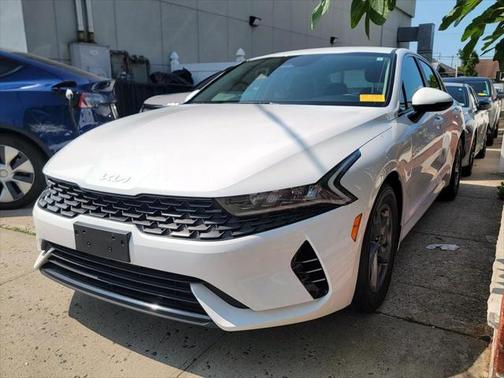 2023 Kia K5 LXS