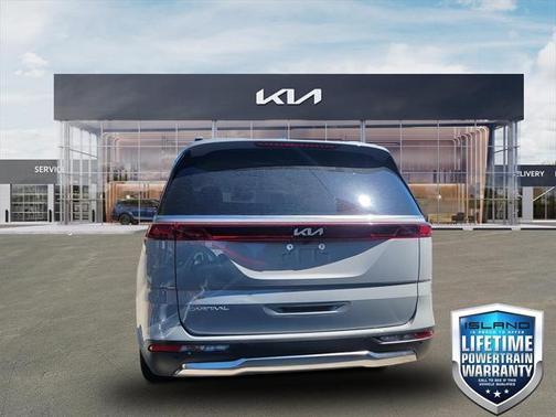 2024 Kia Carnival SX