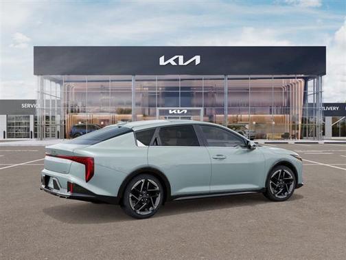 2025 Kia K4 GT-Line