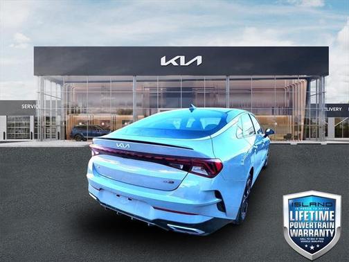 2022 Kia K5 GT-Line