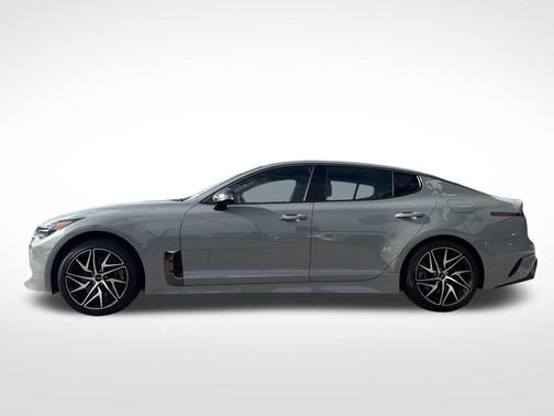 2023 Kia Stinger GT-Line