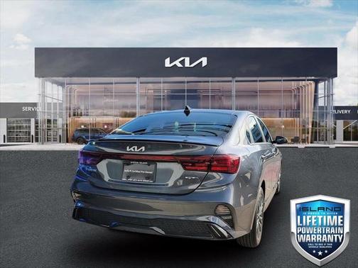 2023 Kia Forte GT-Line