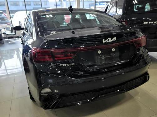 2022 Kia Forte GT-Line