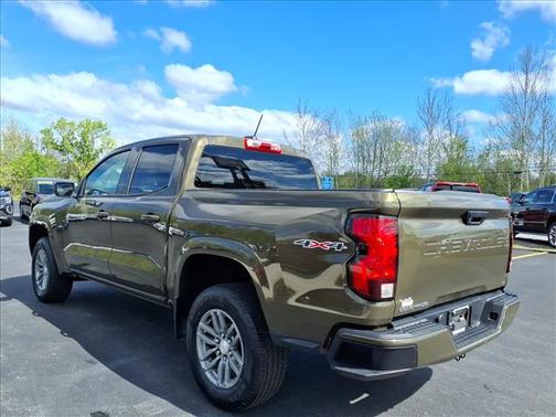 Harvest Bronze Metallic 2024 Chevrolet Colorado LT