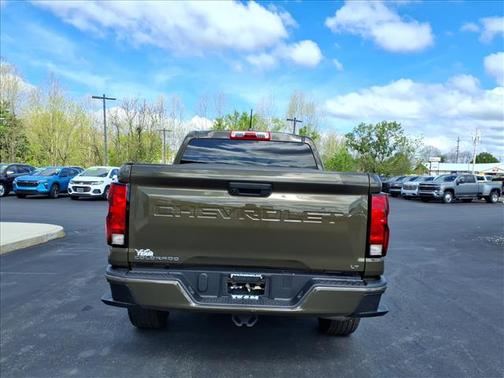 Harvest Bronze Metallic 2024 Chevrolet Colorado LT