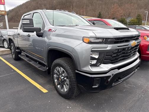 Sterling Gray Metallic 2026 Chevrolet Silverado 2500 Custom