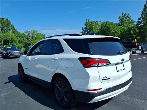Summit White 2022 Chevrolet Equinox AWD RS