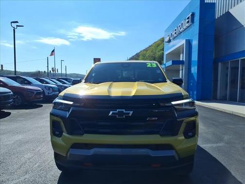 Nitro Yellow Metallic 2023 Chevrolet Colorado Z71