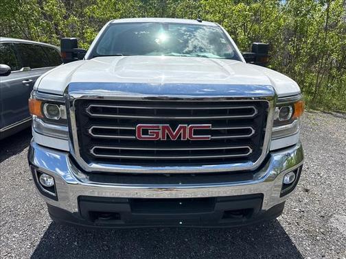 White 2018 GMC Sierra 2500 SLE
