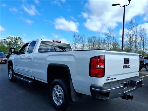 Summit White 2018 GMC Sierra 2500 SLE