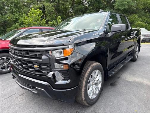 Black 2026 Chevrolet Silverado 1500 Custom