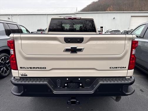 2026 Chevrolet Silverado 2500 Custom