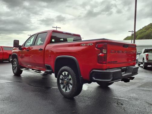 2024 Chevrolet Silverado 2500 Custom