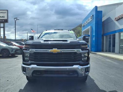 Black 2025 Chevrolet Silverado 2500 LT