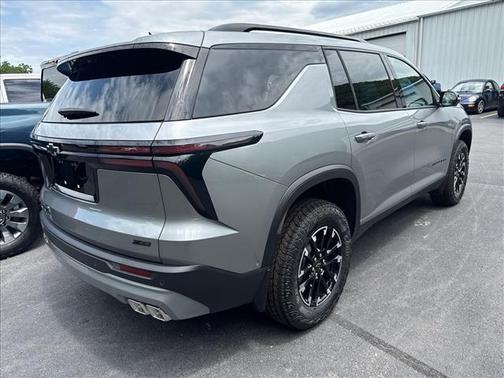 Sterling Gray Metallic 2026 Chevrolet Traverse 4X4 Z71 4dr SUV