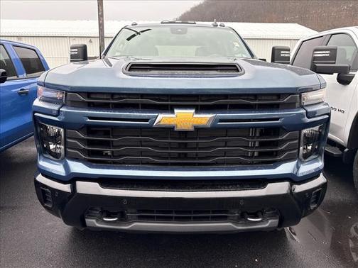 2026 Chevrolet Silverado 2500 Custom