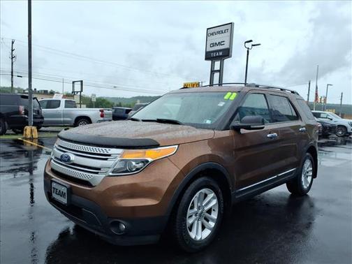 Golden Bronze Metallic 2011 Ford Explorer XLT