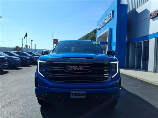Dynamic Blue Metallic 2023 GMC Sierra 1500 AT4