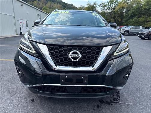 Magnetic Black Pearl 2022 Nissan Murano SV Intelligent AWD
