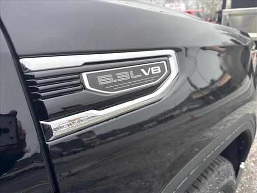 Onyx Black 2026 GMC Sierra 1500 SLE