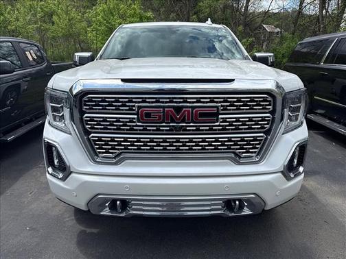 White Frost Tricoat 2019 GMC Sierra 1500 Denali