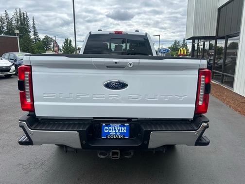 2024 Ford F-350 LARIAT SUPER DUTY