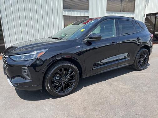 2025 Ford Escape ST-LINE ELITE