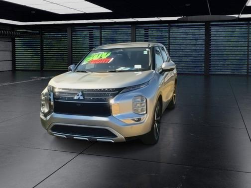 2024 Mitsubishi Outlander SE Black Edition