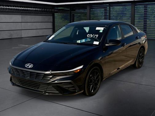 2024 Hyundai ELANTRA HEV Blue