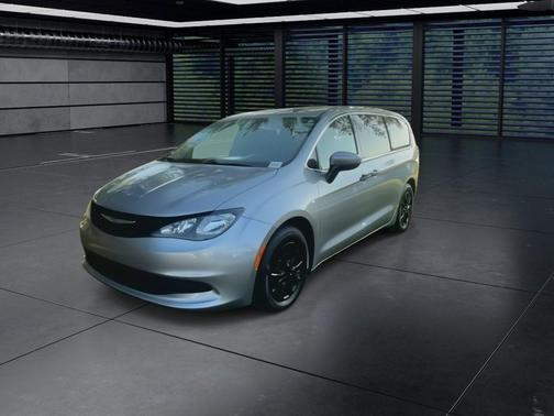 2019 Chrysler Pacifica L