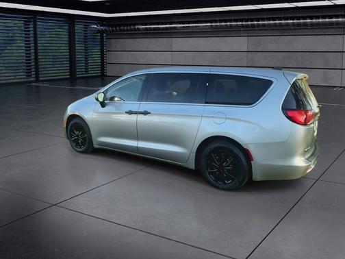 2019 Chrysler Pacifica L