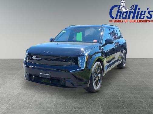 Ebony Black 2026 Kia EV9 LAND NIGHTFALL ED