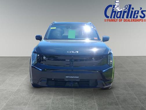 Ebony Black 2026 Kia EV9 LAND NIGHTFALL ED
